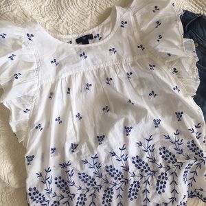 Gap flutter sleeve top